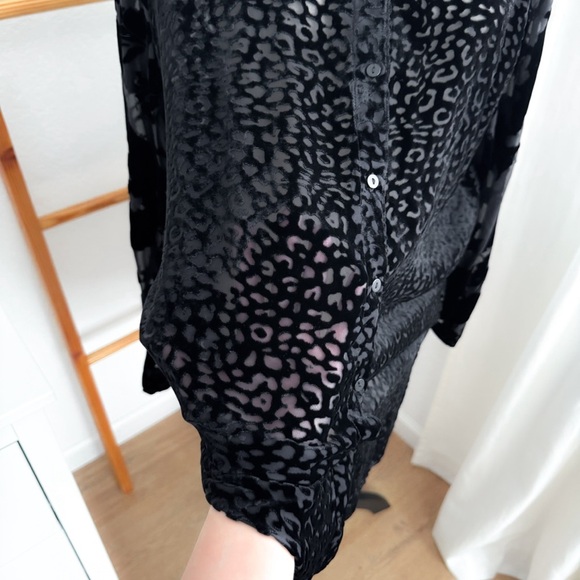 Johnny Was Audrey Button Down Shirt Black Leopard Oversized Animal Print - Picture 8 of 14